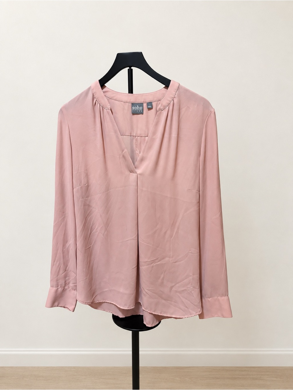 NY&C Soho Jeans Women’s L Dusty Rose Split Neck Roll Tab Sleeve Blouse